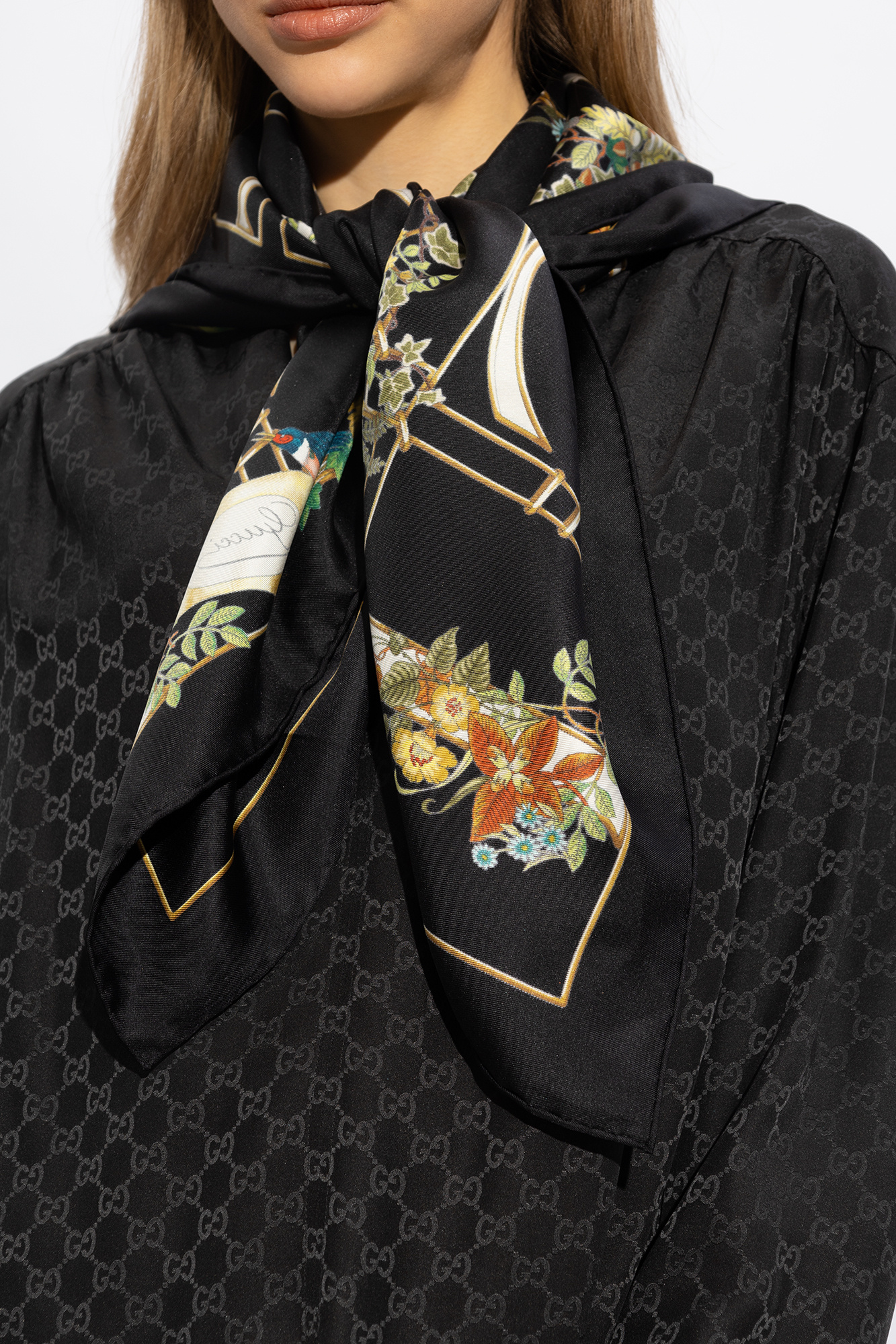 Gucci black hot sale shawl